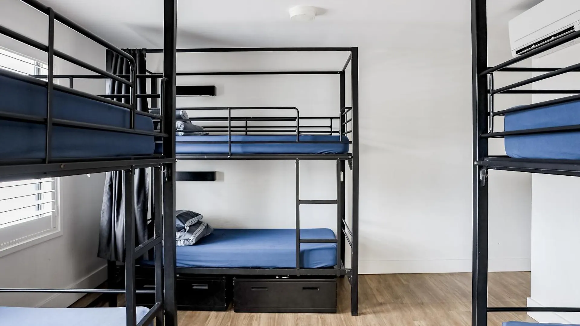 The Surf House Hostel Byron Bay Australia